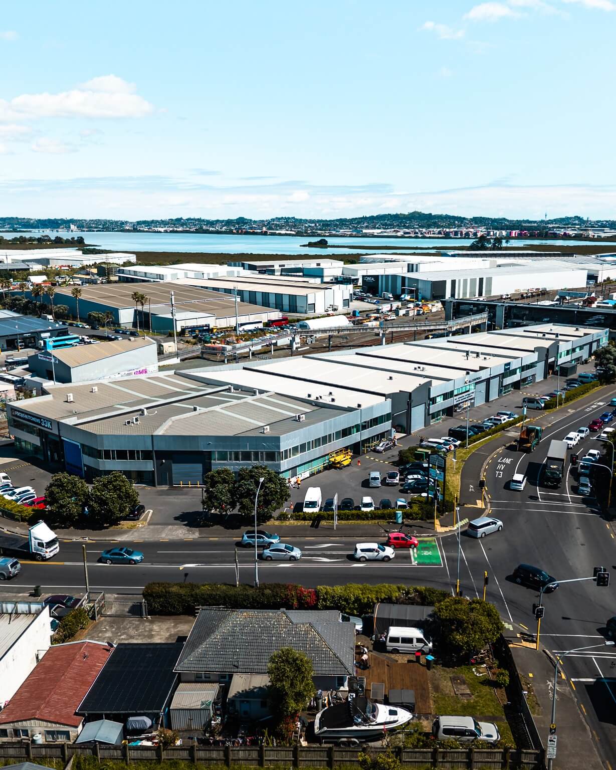 Commercial aluminium window joinery refurbished by WRNZ